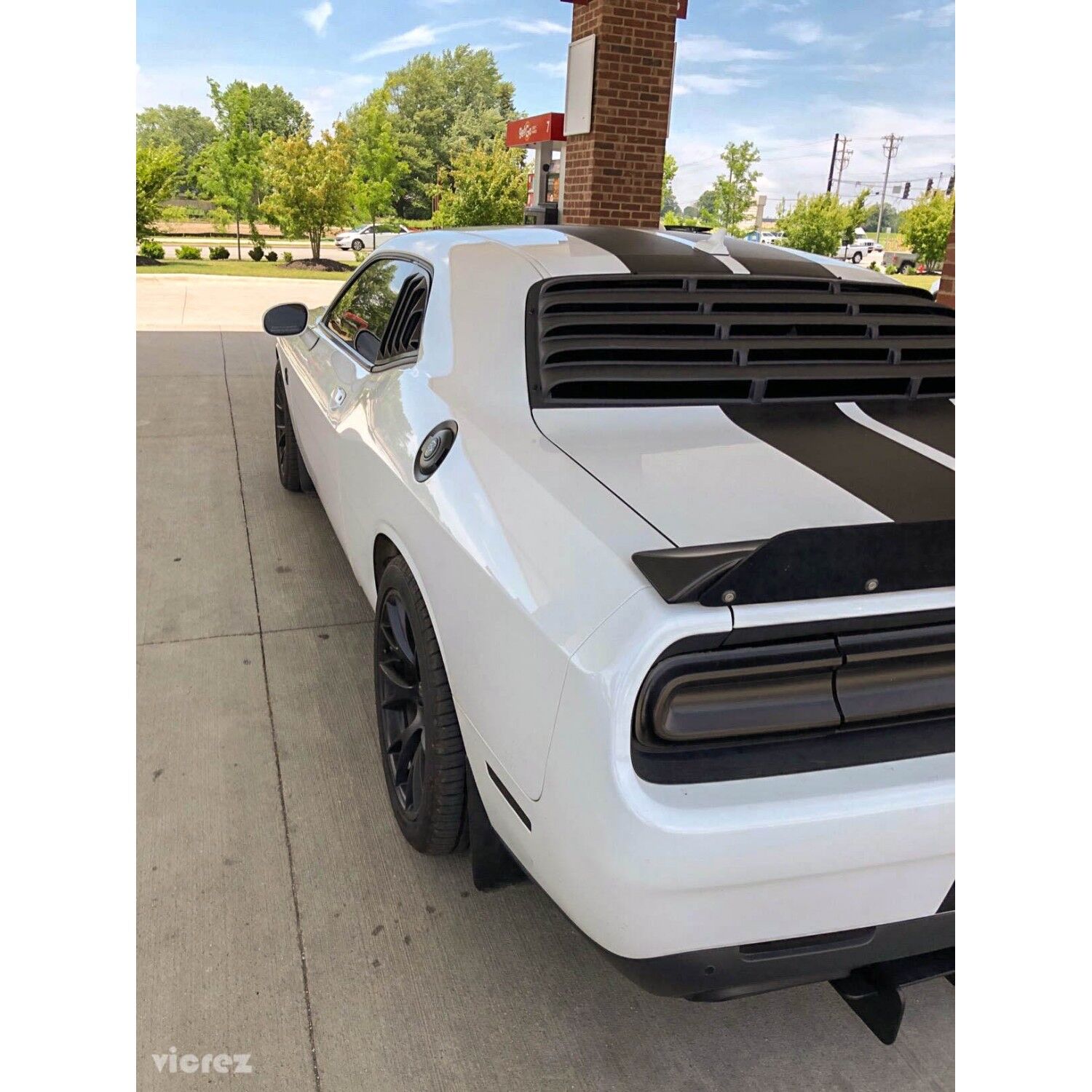 Vicrez LV Rear Quarter Window Louvers vz101489 Dodge Challenger 2008 2023